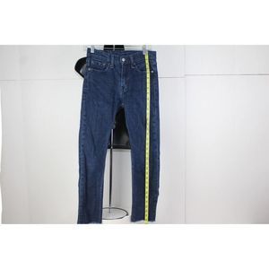 ladies LEVI STRAUSS blue jeans size 29/32